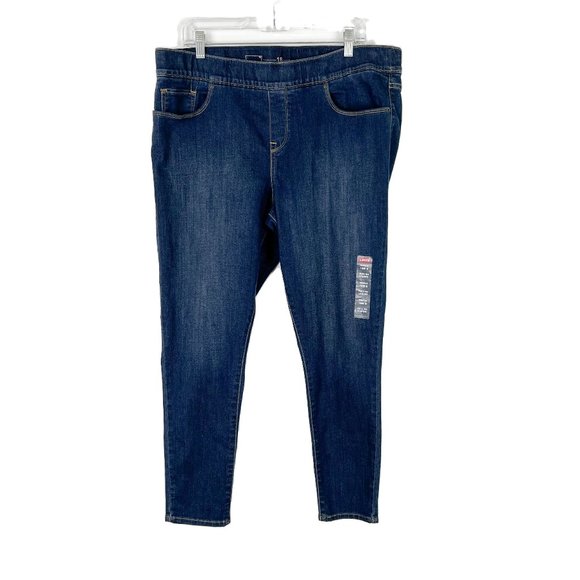 NWOT Levi's Pull On Skinny Legging Jeans Jeggings Plus Size 18W SHORT NEW T689
